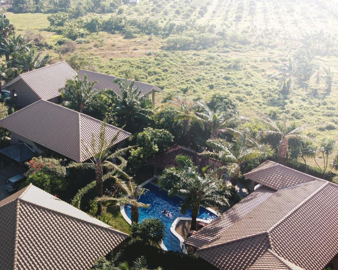 Coconut Lodge Resort Jepara Luaran gambar